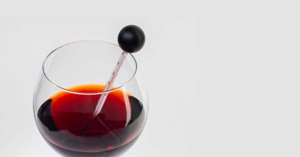 Conserto de Adega Climatizada em Patos de Minas | Assistência Perto de Mim Temperatura inadequada para vinhos