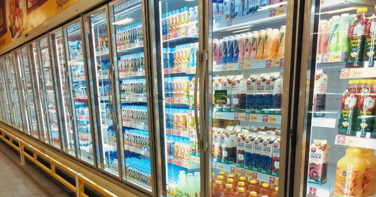 Refrigeração em Patos de Minas | Climatização Perto de Mim conserto de refrigeradores